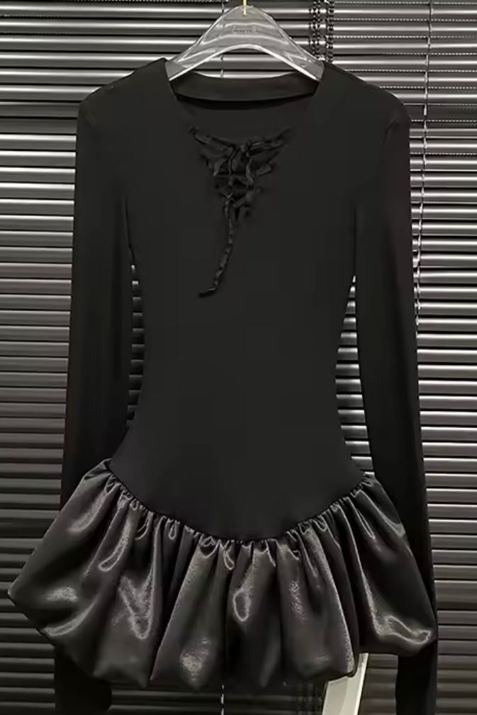 Jessica Bara Barrie Bubble Flare Long Sleeve Mini Dress Jessica Bara Barrie Bubble Flare Long Sleeve Mini Dress