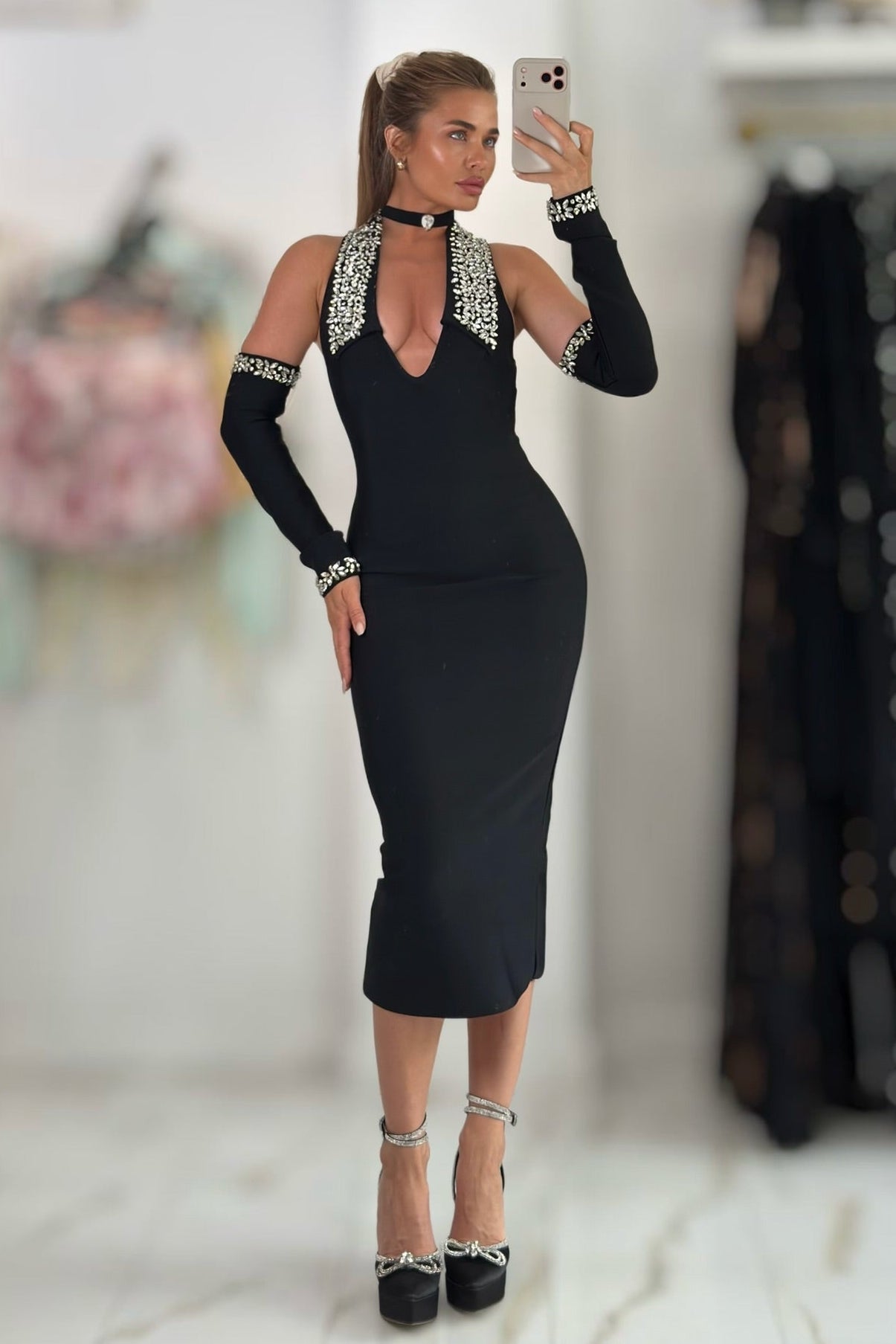 halter choker dress Jessica Bara Yolly Crystal Halter Neck Choker Midi Dress with Sleeves